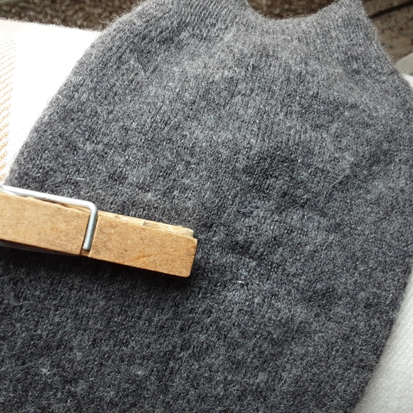 Aritzia Babaton Grey Scoop Back Sweater Long Wool Cashmere Size XS - Picture 15 of 16